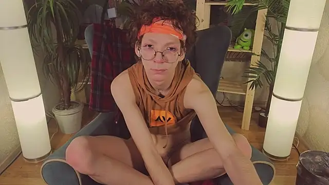 Snapshot of TommieH chatting on 5, 3, 2025 TommieH online show from 5, 3, 2025