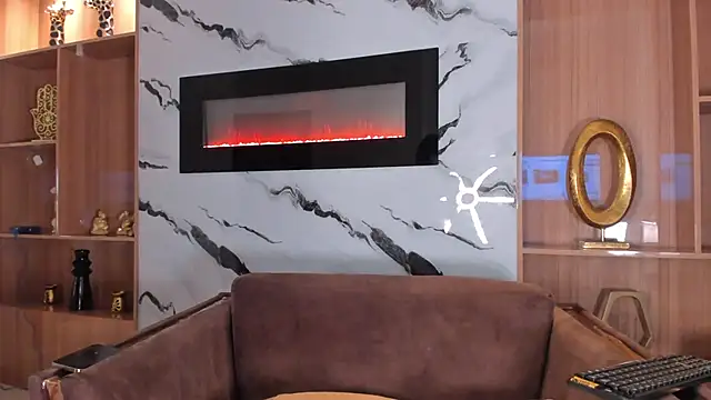 Snapshot of Keila_Mendoza chatting on 25, 11, 2025 Keila Mendoza online show from 25, 11, 2025