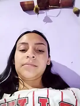 Snapshot of emma_ambar chatting on 21, 1, 2025 emma ambar online show from 21, 1, 2025