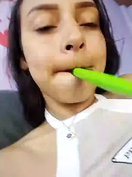 Snapshot of emma_ambar chatting on 20, 2, 2025 emma ambar online show from 20, 2, 2025