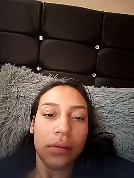 Snapshot of emma_ambar chatting on 10, 9, 2025 emma ambar online show from 10, 9, 2025