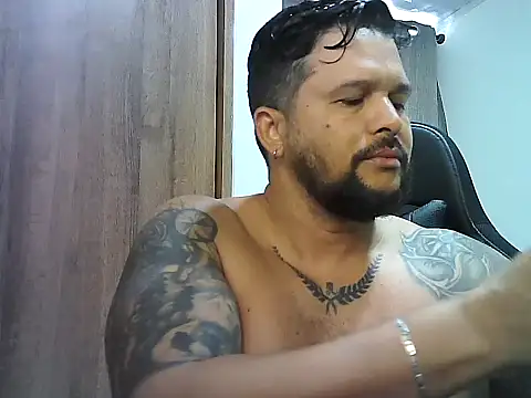 tupapito00 online show from 25, 3, 2026