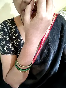 Snapshot of anuradha1432 chatting on 25, 4, 2026 anuradha1432 online show from 25, 4, 2026