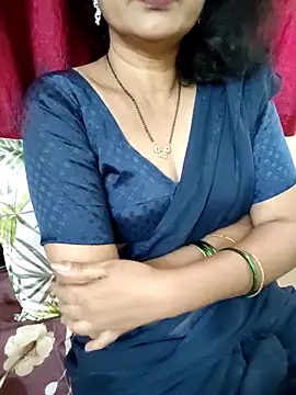 Snapshot of anuradha1432 chatting on 27, 4, 2026 anuradha1432 online show from 27, 4, 2026