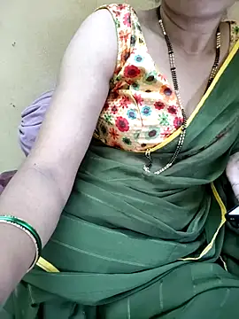 Snapshot of anuradha1432 chatting on 5, 5, 2026 anuradha1432 online show from 5, 5, 2026