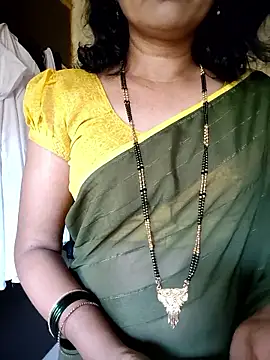 Snapshot of anuradha1432 chatting on 24, 5, 2026 anuradha1432 online show from 24, 5, 2026