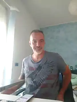 Snapshot of Marcolino183 chatting on 7, 7, 2026 Marcolino183 online show from 7, 7, 2026