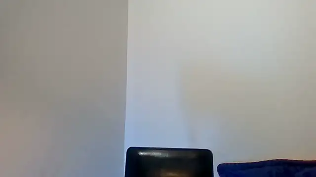 Snapshot of Behla_rouseh chatting on 1, 3, 2025 Behla rouseh online show from 1, 3, 2025