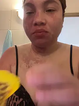 WhiteWomen online show from 31, 10, 2025