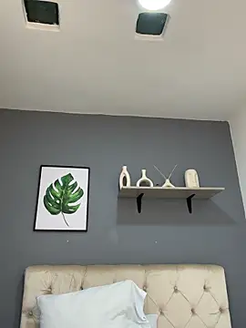 Soe Lara online show from 11, 9, 2025