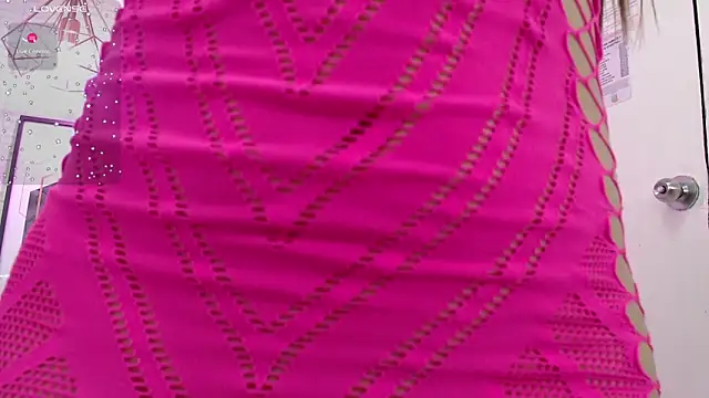 Snapshot of MAGNOLEROY chatting on 27, 1, 2025 MAGNOLEROY online show from 27, 1, 2025