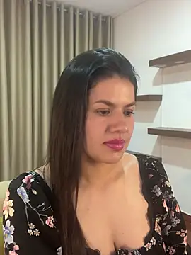 Snapshot of Alice_Biel chatting on 24, 2, 2025 Alice Biel online show from 24, 2, 2025