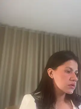 Snapshot of Alice_Biel chatting on 12, 6, 2026 Alice Biel online show from 12, 6, 2026