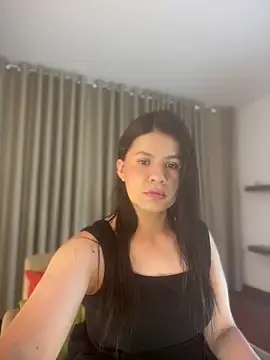 Snapshot of Alice_Biel chatting on 12, 6, 2026 Alice Biel online show from 12, 6, 2026