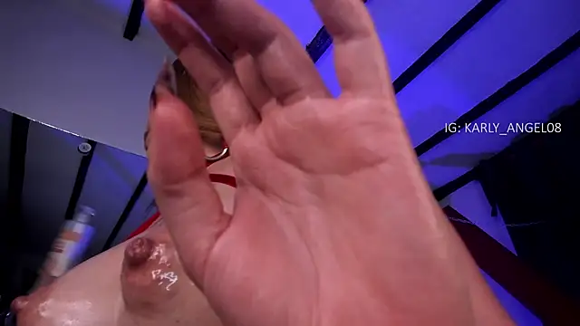 Snapshot of karly_angeel chatting on 9, 2, 2026 karly angeel online show from 9, 2, 2026