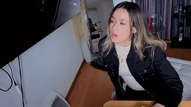 Snapshot of sexfire_lalita chatting on 30, 3, 2026 sexfire lalita online show from 30, 3, 2026