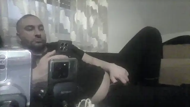 Snapshot of NewyorkDimi chatting on 18, 1, 2025 NewyorkDimi online show from 18, 1, 2025