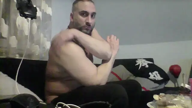 Snapshot of NewyorkDimi chatting on 19, 12, 2025 NewyorkDimi online show from 19, 12, 2025