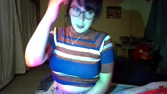 Snapshot of Tiramisu89 chatting on 21, 12, 2025 Tiramisu89 online show from 21, 12, 2025