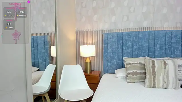 pretty sunlight  online show from 14, 12, 2025