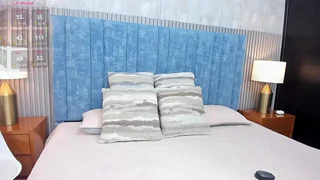 pretty sunlight  online show from 10, 1, 2026