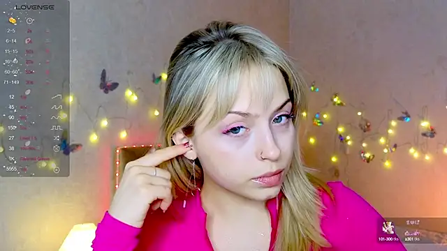 Snapshot of lavenderluxe chatting on 3, 1, 2025 lavenderluxe online show from 3, 1, 2025
