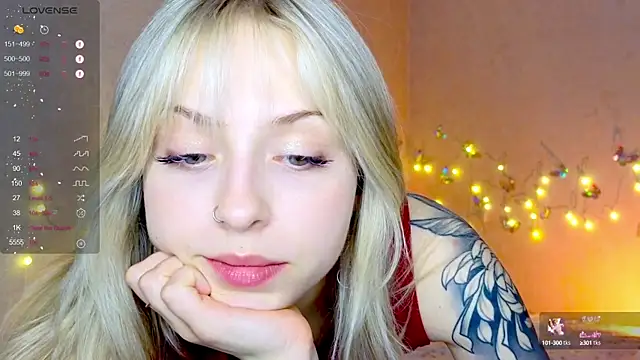Snapshot of lavenderluxe chatting on 7, 1, 2025 lavenderluxe online show from 7, 1, 2025