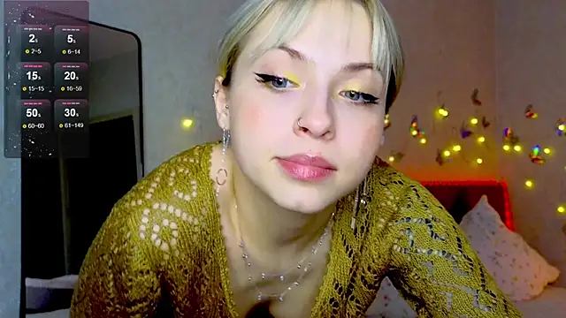 Snapshot of lavenderluxe chatting on 24, 1, 2025 lavenderluxe online show from 24, 1, 2025
