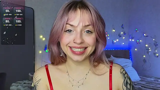 Snapshot of lavenderluxe chatting on 1, 2, 2025 lavenderluxe online show from 1, 2, 2025