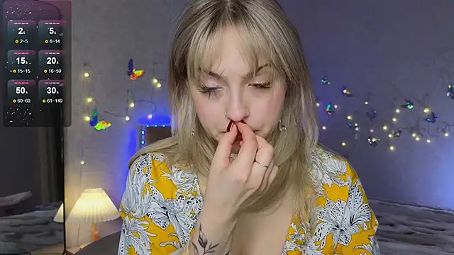 Snapshot of lavenderluxe chatting on 12, 2, 2025 lavenderluxe online show from 12, 2, 2025