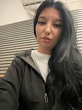 Tisha Busty online show from 21, 10, 2025