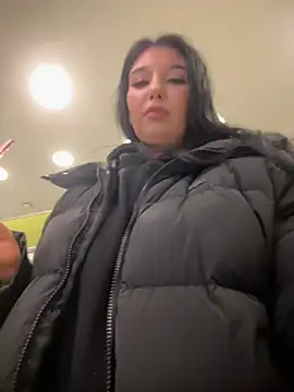 Tisha Busty online show from 3, 2, 2026