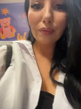 Snapshot of Tisha_Busty chatting on 17, 7, 2026 Tisha Busty online show from 17, 7, 2026
