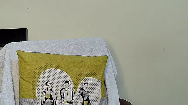 Snapshot of MIss-Naina chatting on 26, 11, 2025 MIss-Naina online show from 26, 11, 2025