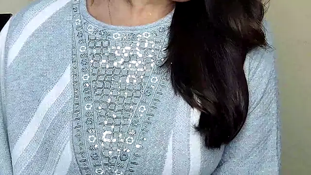 Snapshot of MIss-Naina chatting on 22, 12, 2025 MIss-Naina online show from 22, 12, 2025