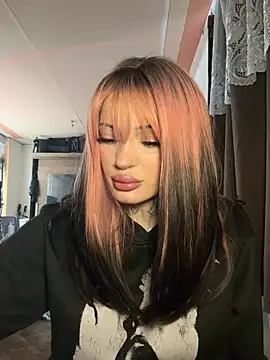 madelinexx online show from 23, 3, 2026