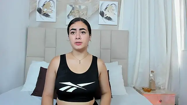 Snapshot of Jaslyn__Smith chatting on 19, 12, 2024 Jaslyn Smith online show from 19, 12, 2024