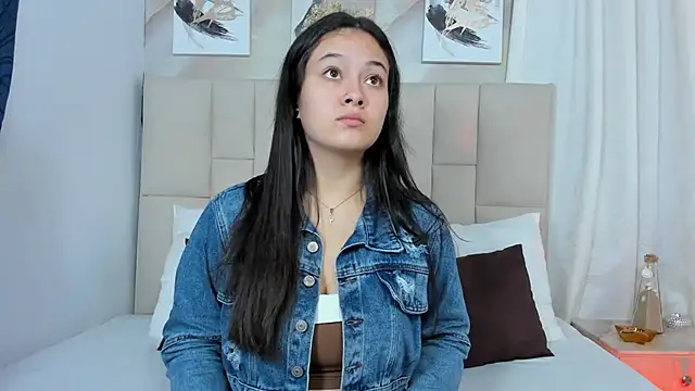 Snapshot of Jaslyn__Smith chatting on 31, 12, 2024 Jaslyn Smith online show from 31, 12, 2024