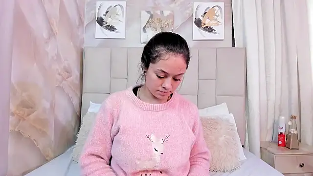 Snapshot of Jaslyn__Smith chatting on 12, 1, 2026 Jaslyn Smith online show from 12, 1, 2026