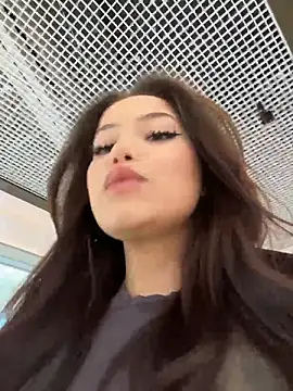 Chloe  Moon online show from 10, 4, 2026