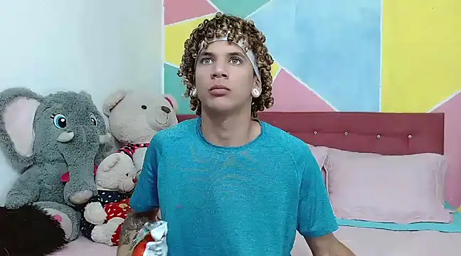 tylor boy online show from 24, 1, 2025