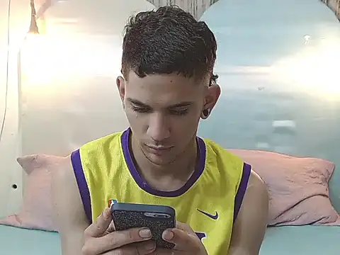 tylor boy online show from 5, 12, 2025