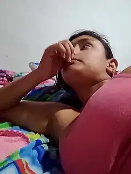 Snapshot of sariitha_sw chatting on 26, 2, 2025 sariitha sw online show from 26, 2, 2025