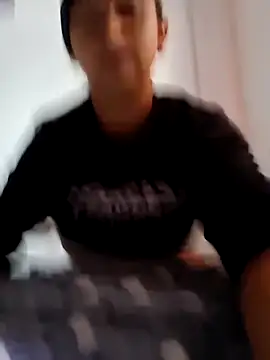 Snapshot of sariitha_sw chatting on 18, 2, 2026 sariitha sw online show from 18, 2, 2026