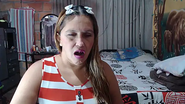 Snapshot of mom_son_dirty chatting on 3, 2, 2026 mom son dirty online show from 3, 2, 2026