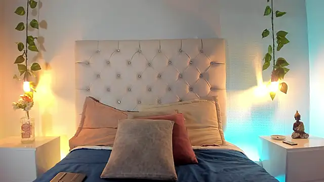 Isabella Flowers online show from 18, 1, 2026