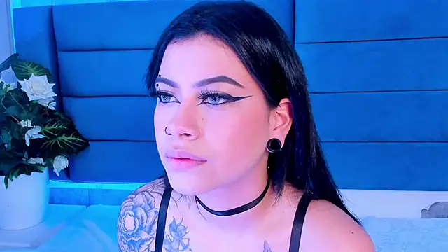 Snapshot of DakottaHill chatting on 8, 2, 2025 DakottaHill online show from 8, 2, 2025