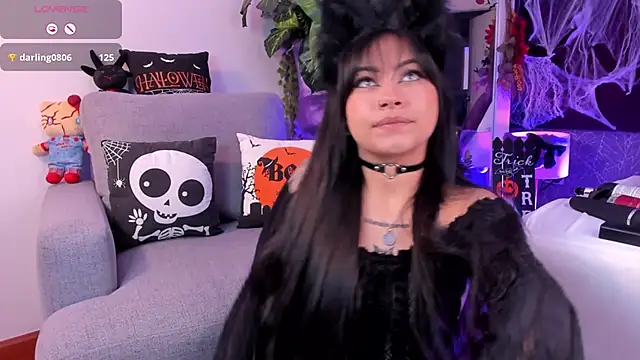 Snapshot of DakottaHill chatting on 28, 10, 2025 DakottaHill online show from 28, 10, 2025