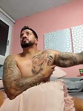 Snapshot of Drake_Smith1 chatting on 26, 9, 2025 Drake Smith1 online show from 26, 9, 2025