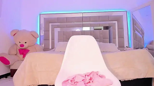 Snapshot of Hanna_fost chatting on 8, 3, 2025 Hanna fost online show from 8, 3, 2025